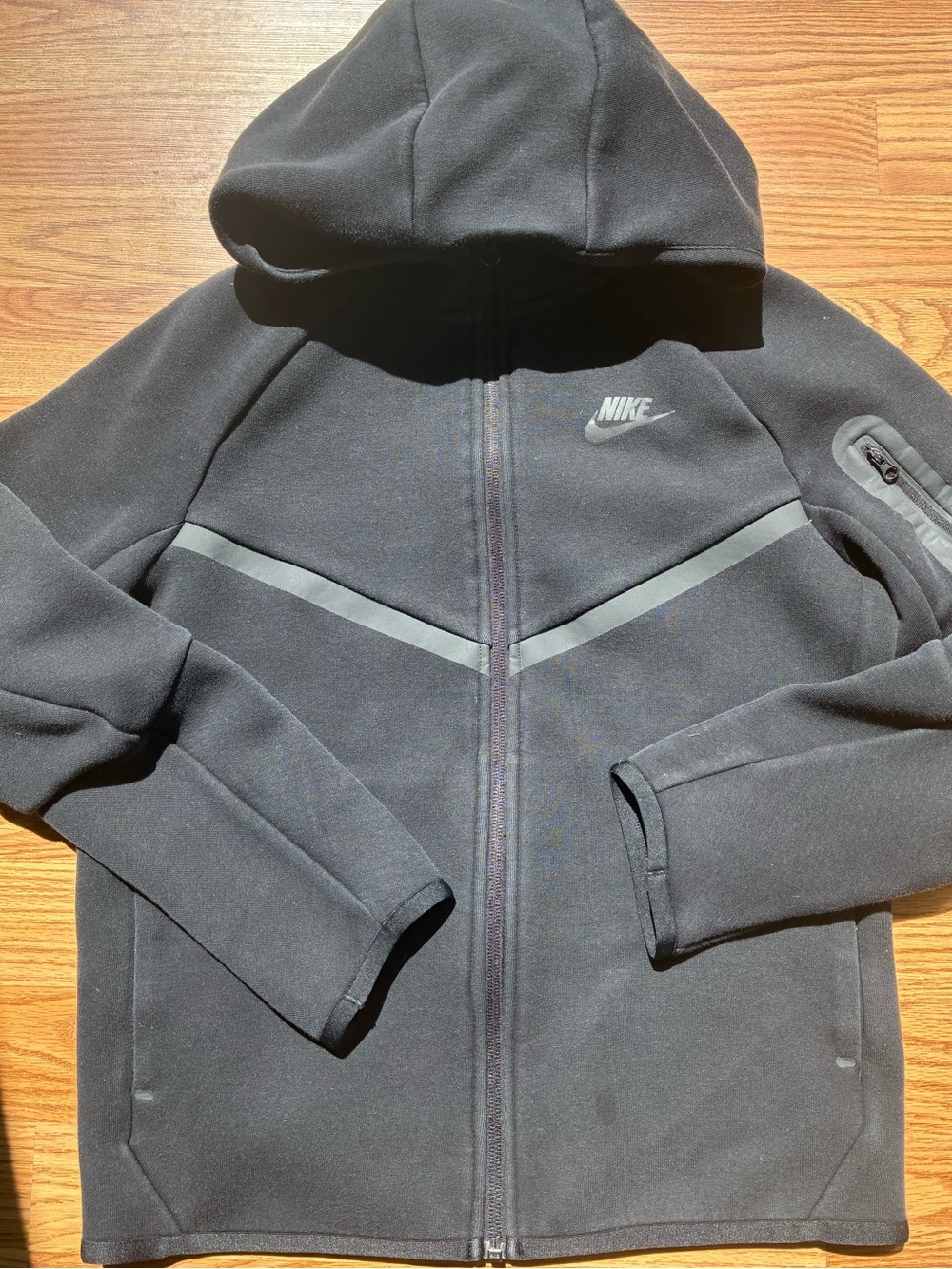 Nike Tech Set - Boys Black Zip Jacket and Jogger - Size L